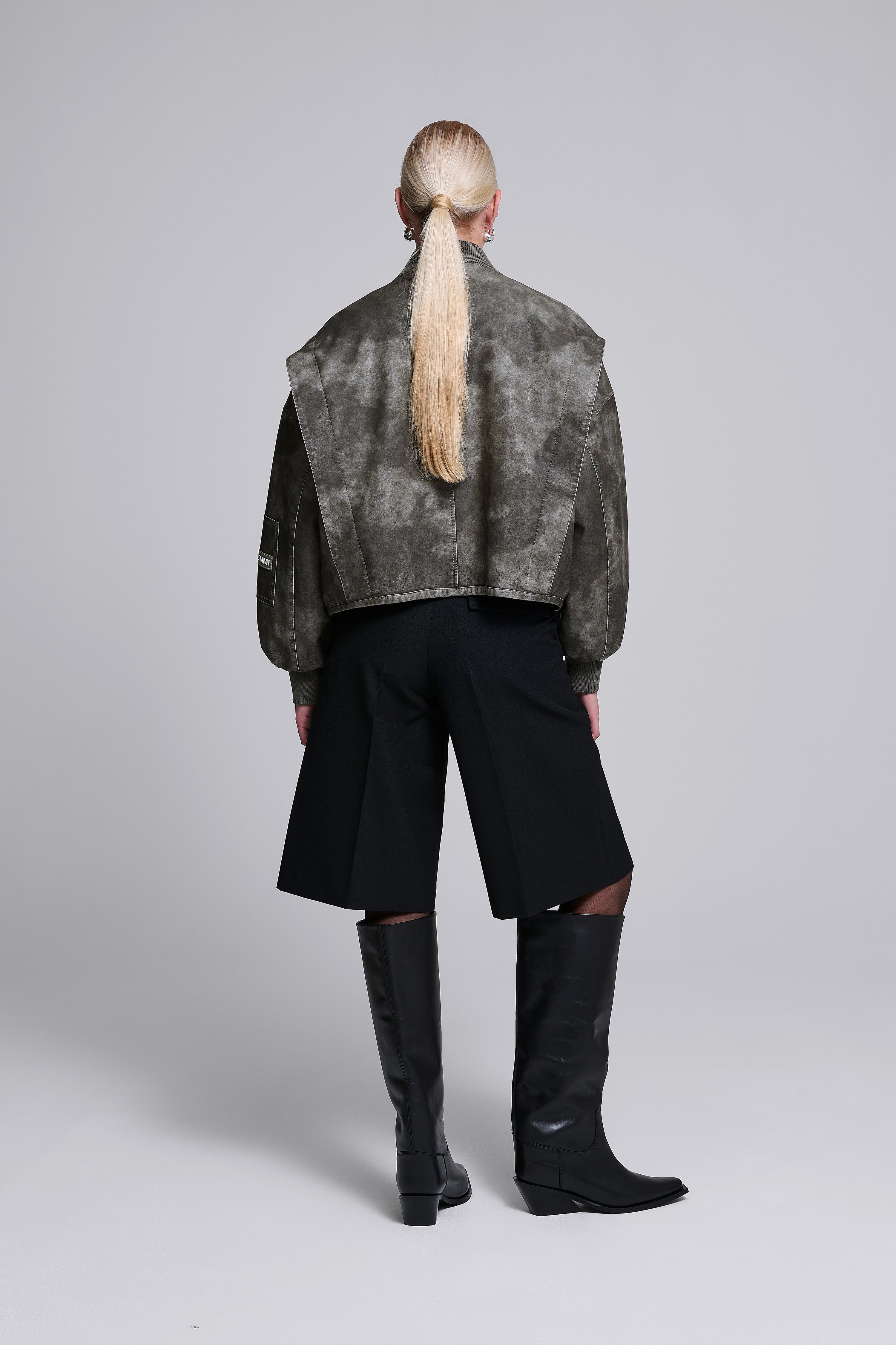 BOMBERJACKE AUS KUNSTLEDER