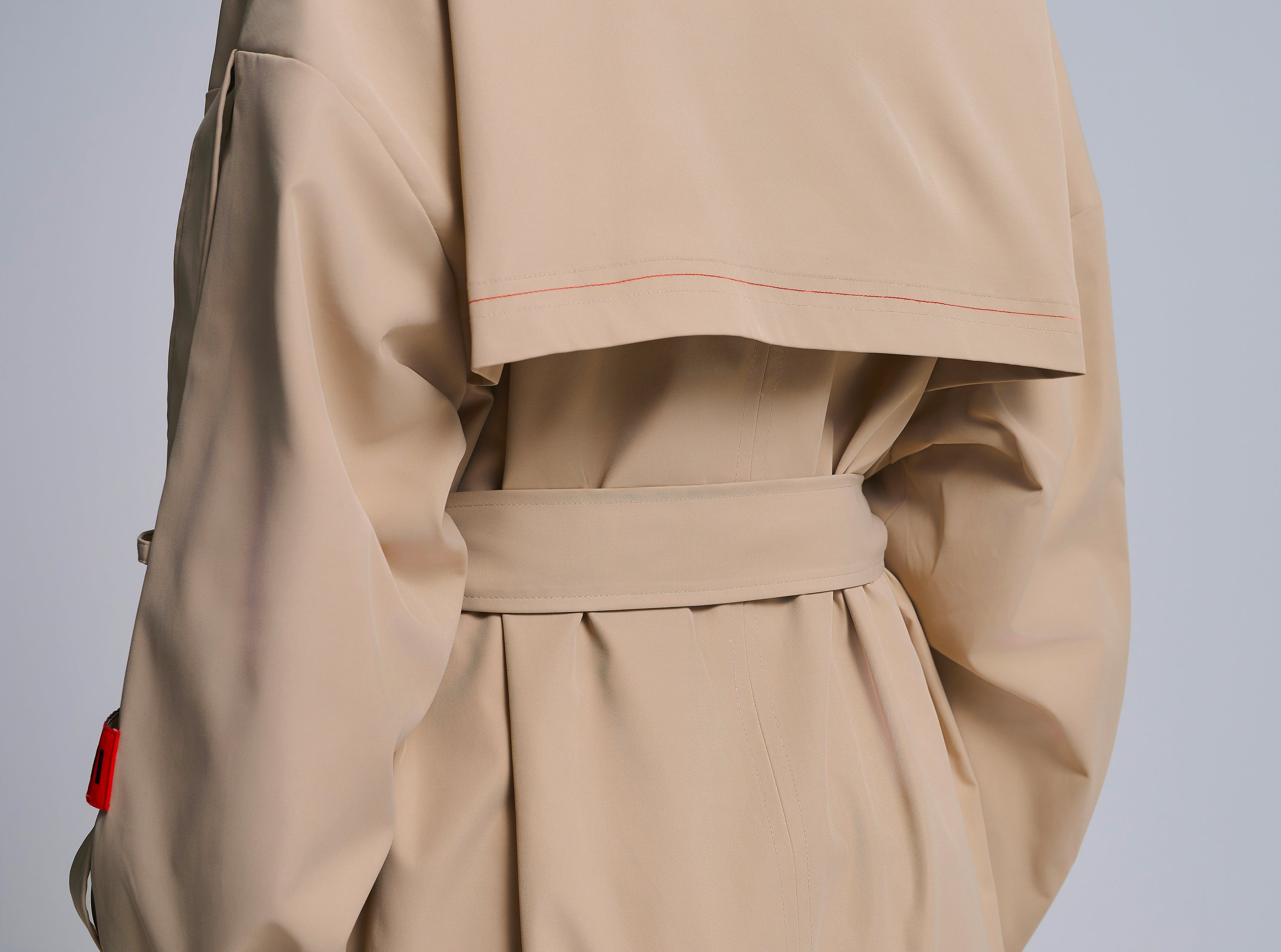 OVERSIZED TRENCHCOAT