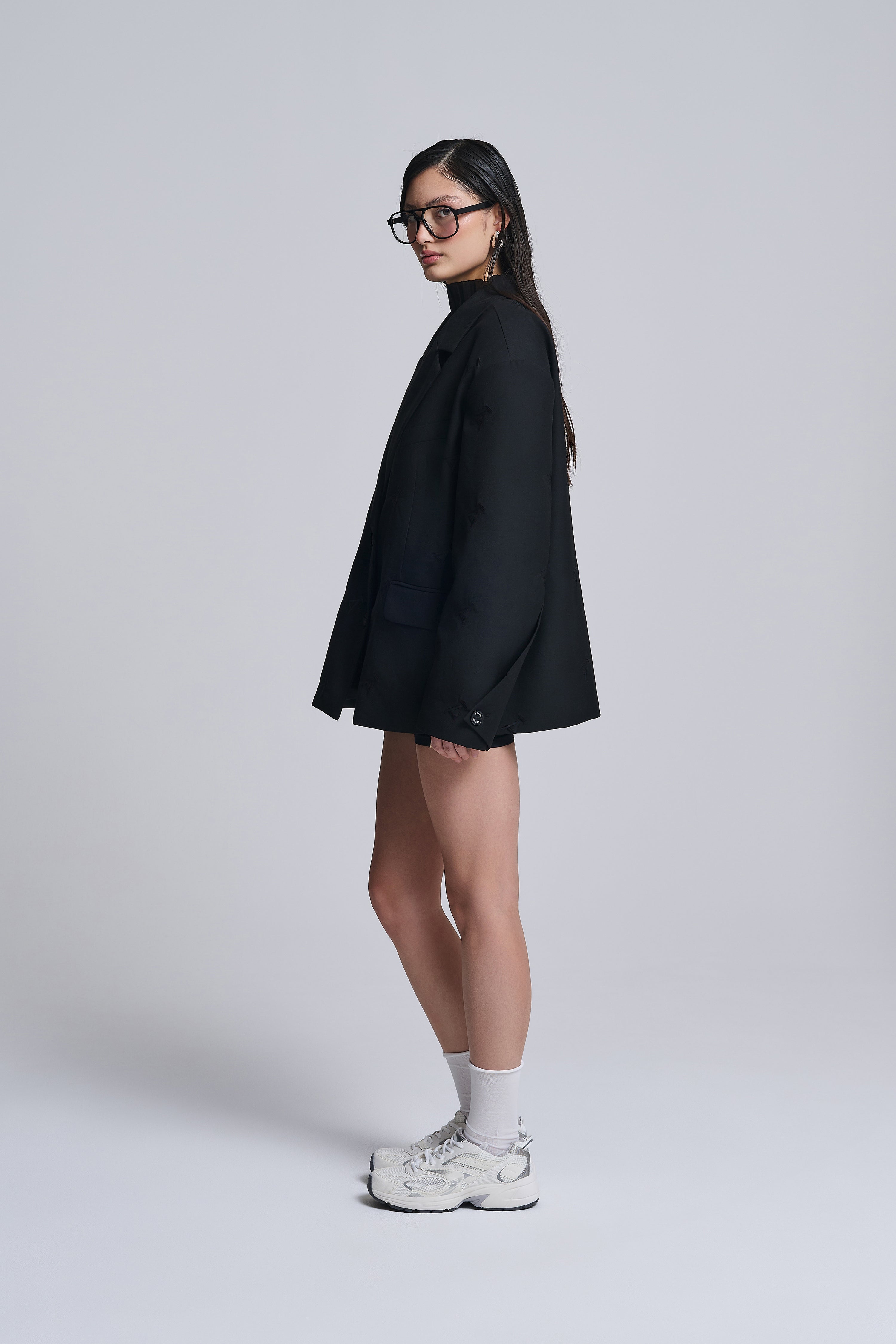 OVERSIZED-BLAZER MIT ALLOVER-LOGO