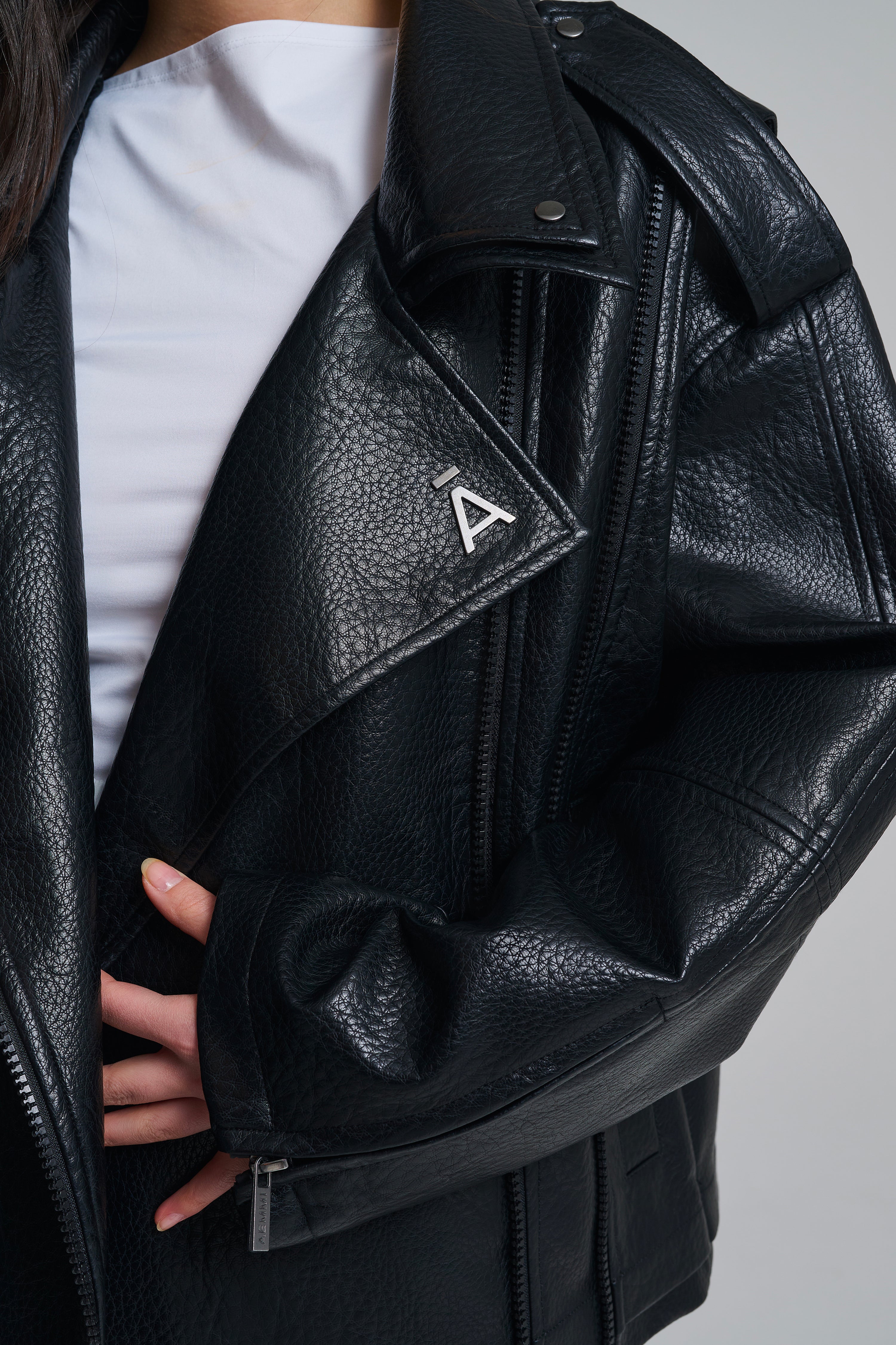 OVERSIZED-BIKERJACKE AUS KUNSTLEDER