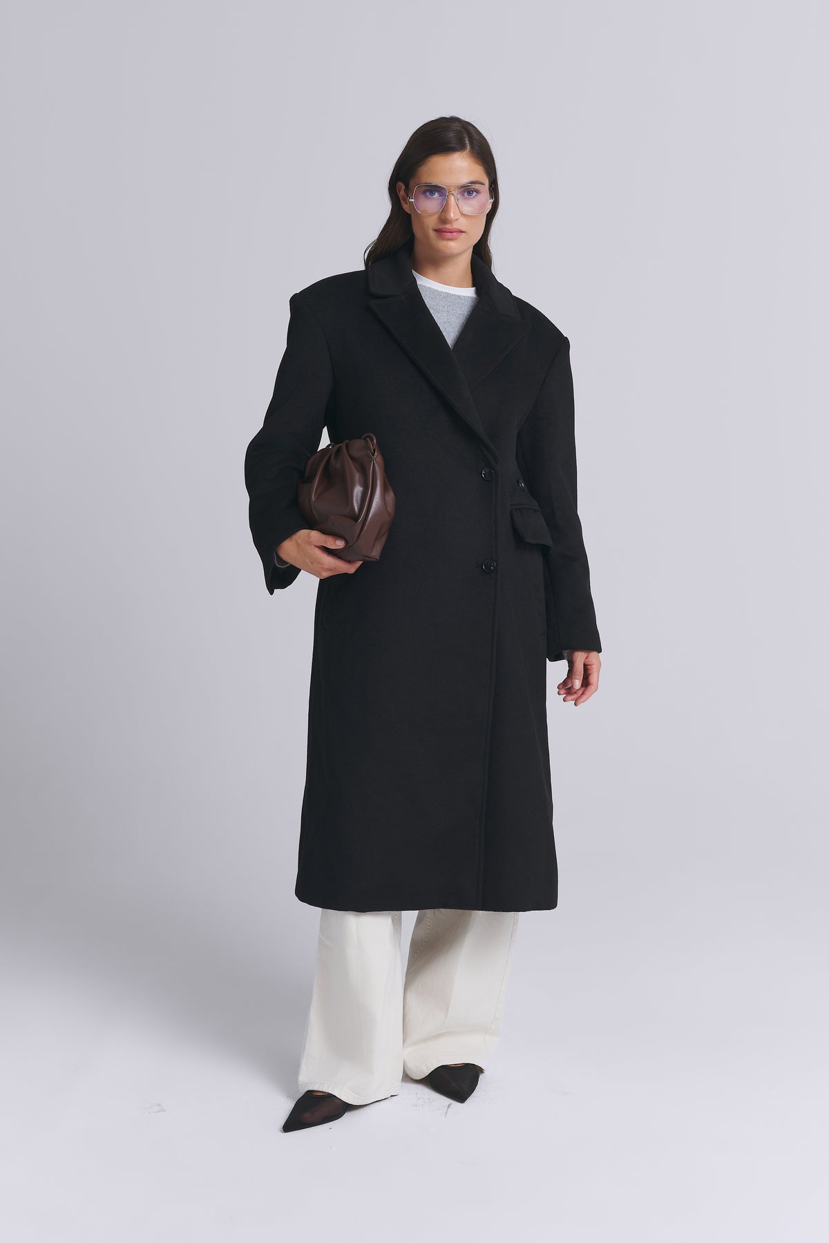 18 / WOOL COAT WITH DETACHABLE COLLAR