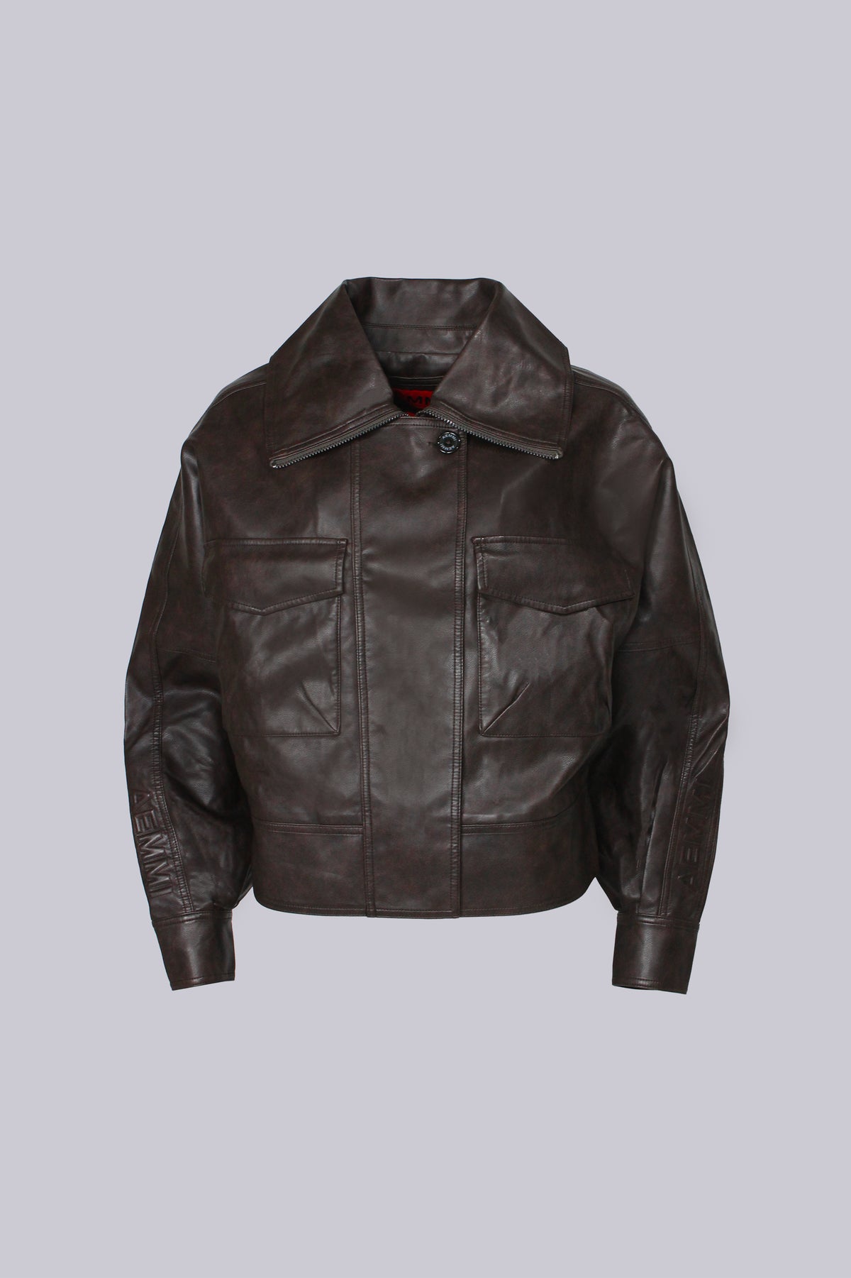 05 / OVERSIZED FAUX LEATHER JACKET