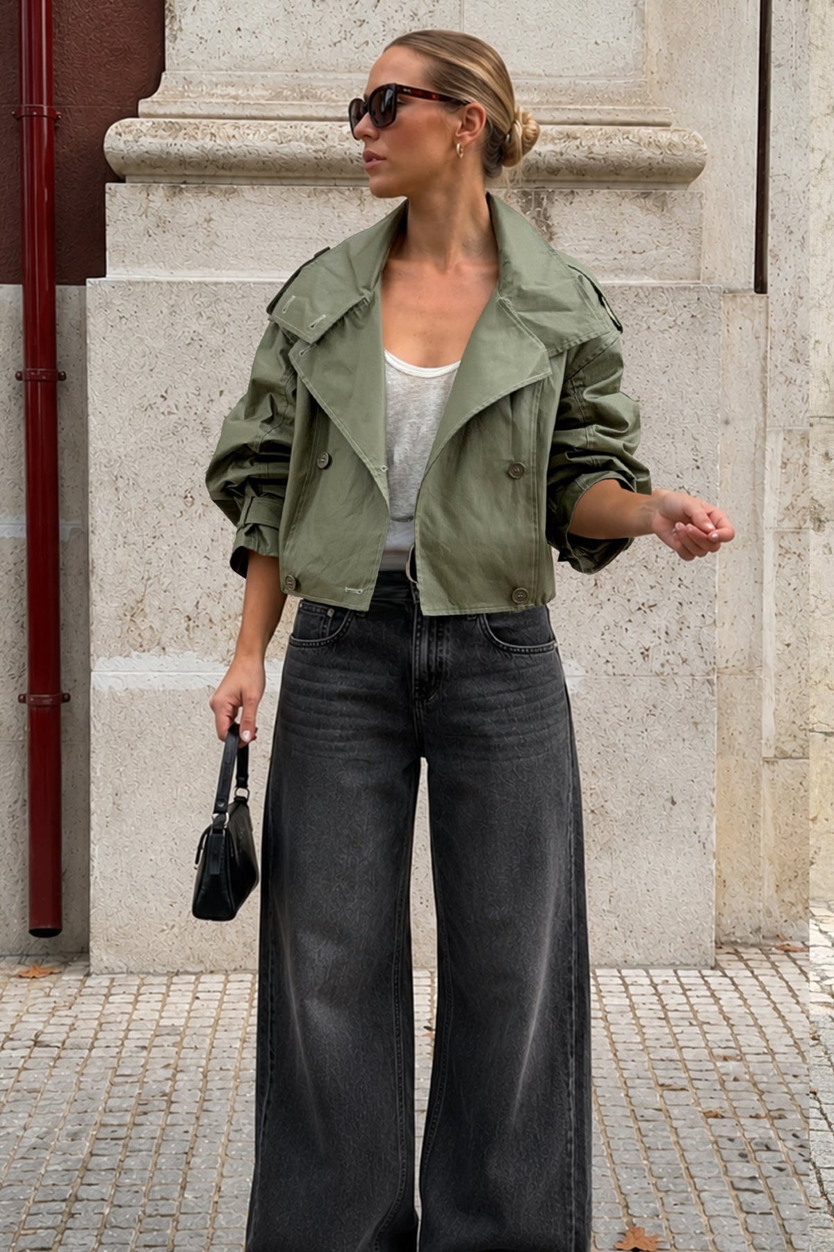 30 / WAXED COTTON CROPPED TRENCHCOAT