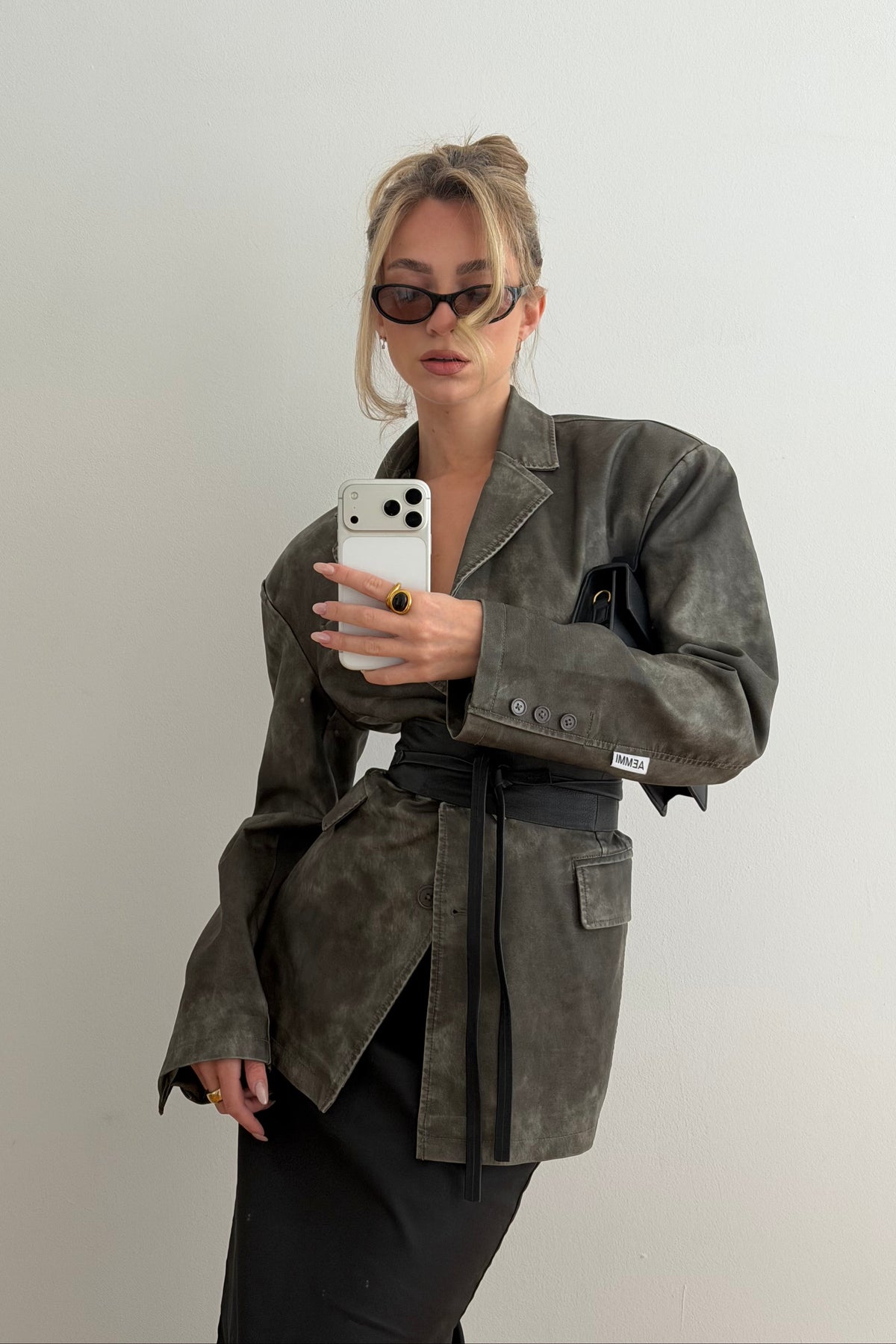 19 / FAUX LEATHER ZIP BLAZER 2-in-1